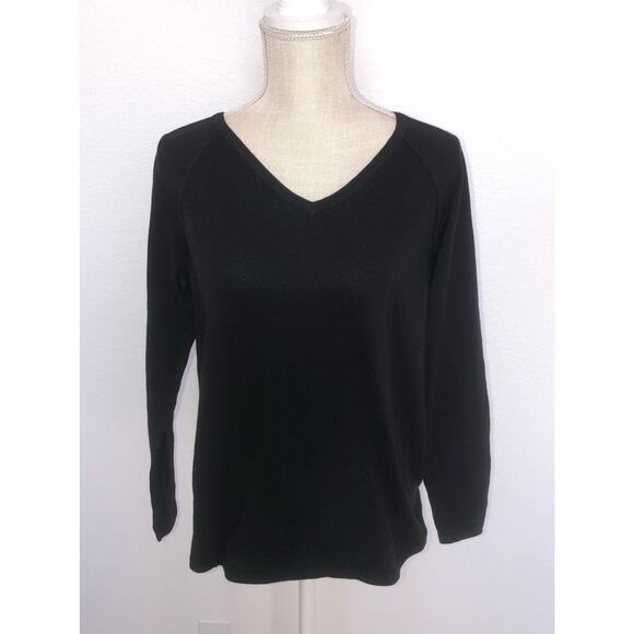 Karen Scott Sweaters - Karen Scott Black Curved Hem Knit Sweater -XS